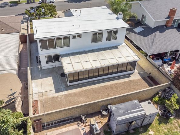 1675 E Cyrene Drive, Carson CA 90746
