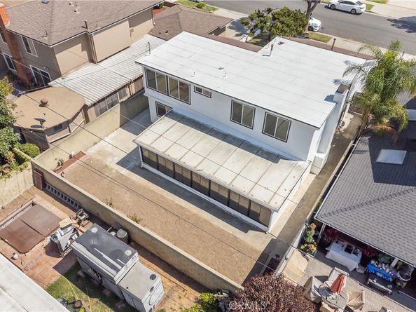 1675 E Cyrene Drive, Carson CA 90746