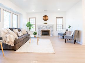 9821 S 8th Avenue, Inglewood CA 90305