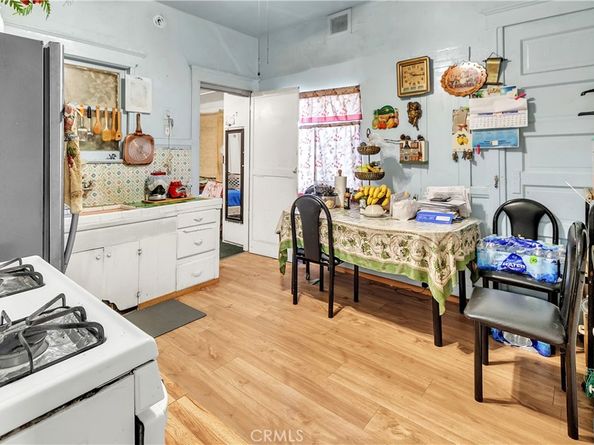 1437 S Bonnie Brae Street, Los Angeles CA 90006