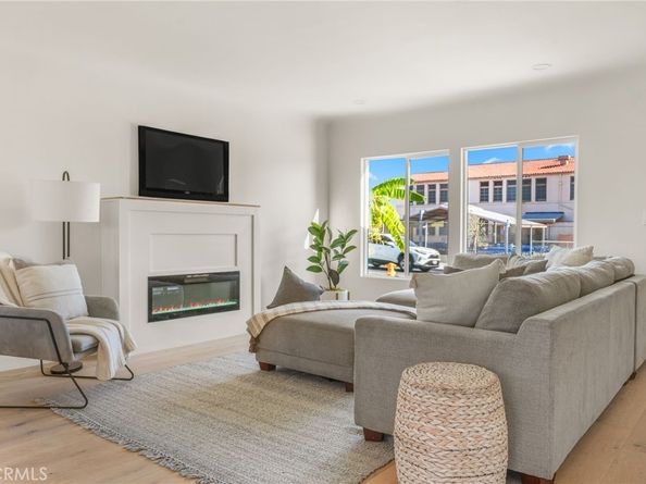 5435 Alviso Avenue, Los Angeles CA 90043