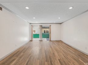 5460 White Oak B103, Encino CA 91316