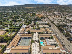 5460 White Oak B103, Encino CA 91316