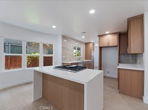 3011 5th, Los Angeles CA 90018