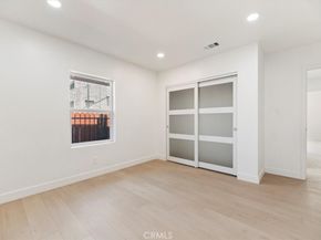 3011 5th, Los Angeles CA 90018