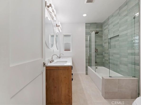 3011 5th, Los Angeles CA 90018