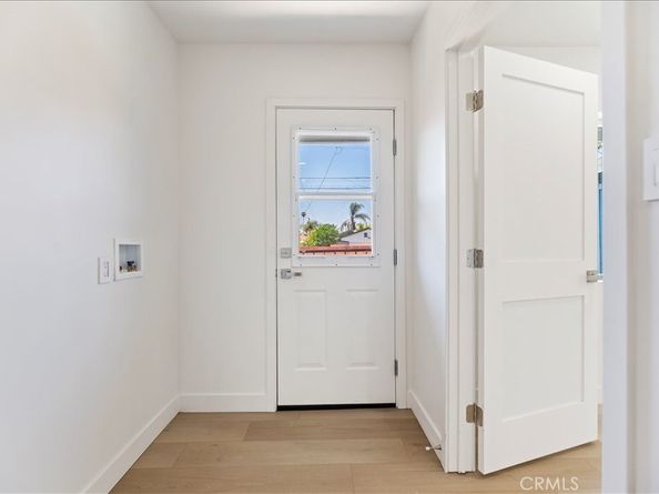 3011 5th, Los Angeles CA 90018