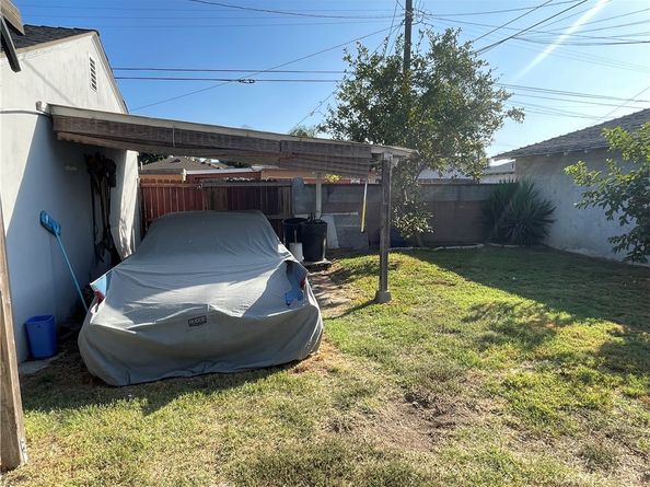 218 W Gardner, Long Beach CA 90805