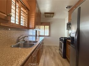 2425 W 116TH Street, Hawthorne CA 90250