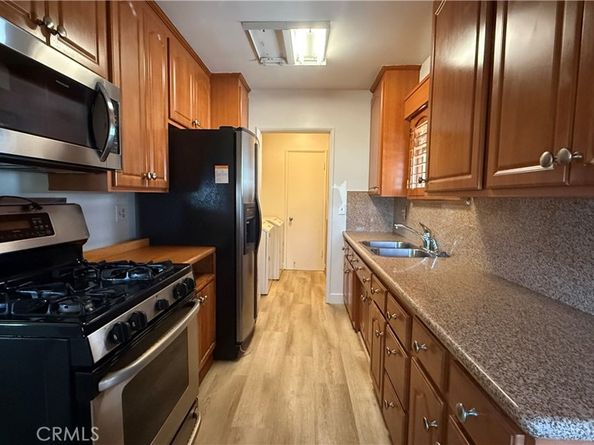 2425 W 116TH Street, Hawthorne CA 90250