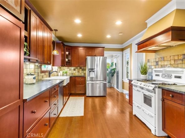 450 W Sierra Madre Avenue, Glendora CA 91741