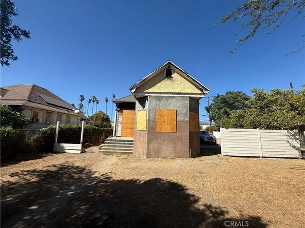 267 E Monterey Avenue, Pomona CA 91767