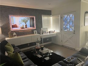 5754 Ensign AVE, North Hollywood CA 91601