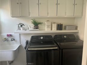 5754 Ensign AVE, North Hollywood CA 91601