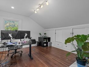 2360 N Mountain Avenue, Upland CA 91784