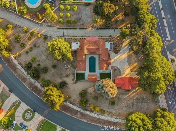 2360 N Mountain Avenue, Upland CA 91784