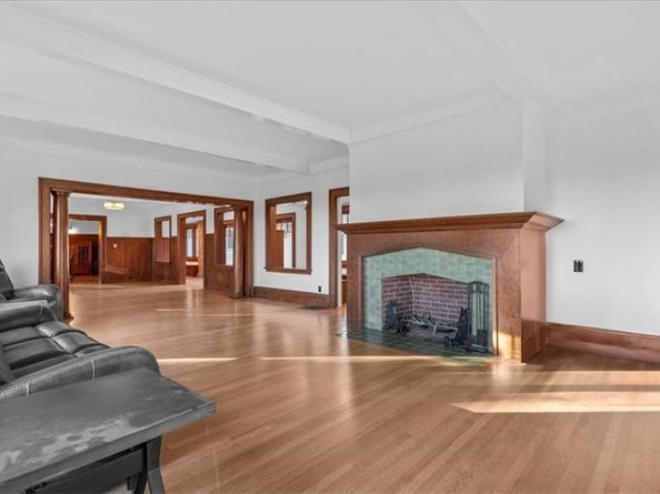 2360 N Mountain Avenue, Upland CA 91784