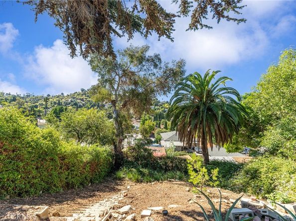 2042 Rome, Los Angeles CA 90065