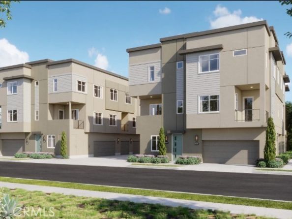 7231 Alchemy Circle, Huntington Beach CA 92647