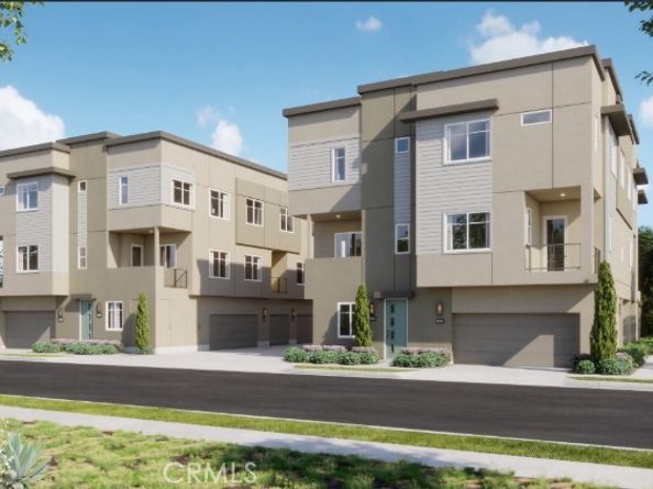 7223 Alchemy Circle, Huntington Beach CA 92647