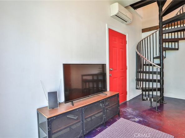520 N Vine REAR Avenue, Ontario CA 91761