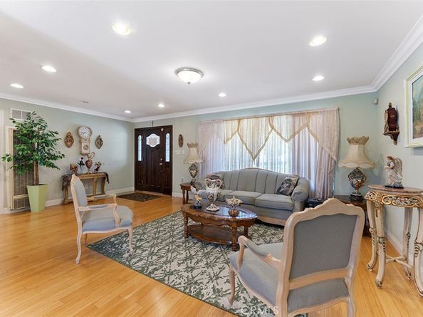 5441 N Calera Avenue, Covina CA 91722