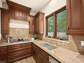330 W Le Roy Avenue, Arcadia CA 91007