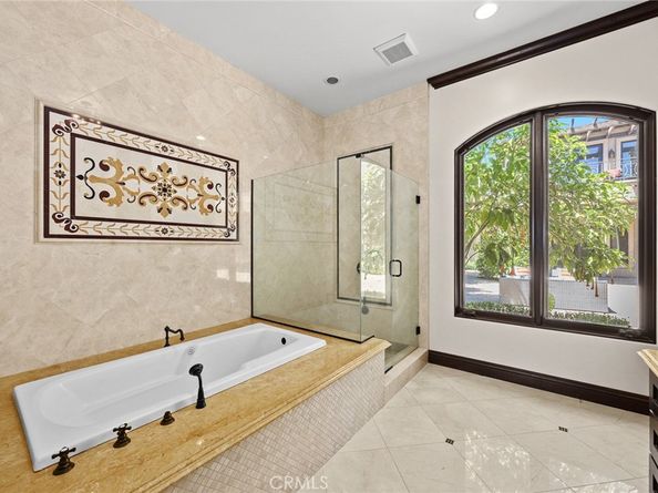 330 W Le Roy Avenue, Arcadia CA 91007