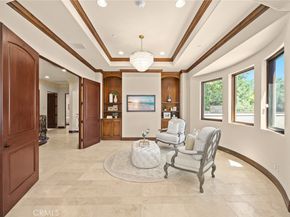 330 W Le Roy Avenue, Arcadia CA 91007
