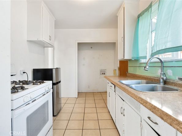 1516 W Beverly Terrace, Montebello CA 90640