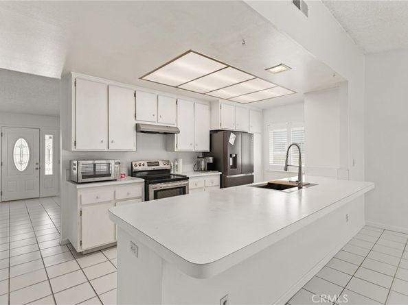 1620 S Cypress Avenue, Ontario CA 91762