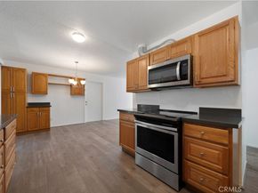 1909 N Summit, Pasadena CA 91103