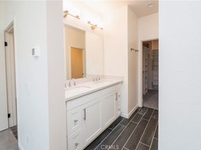 609 Shadowbrook, Lake Forest CA 92610