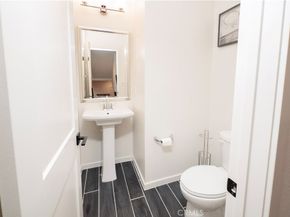 609 Shadowbrook, Lake Forest CA 92610