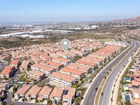 609 Shadowbrook, Lake Forest CA 92610