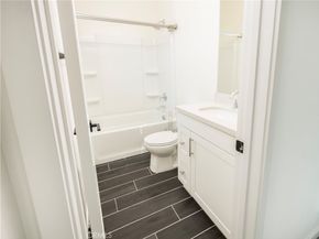 609 Shadowbrook, Lake Forest CA 92610