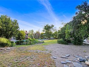 7954 Thoroughbred, Rancho Cucamonga CA 91701