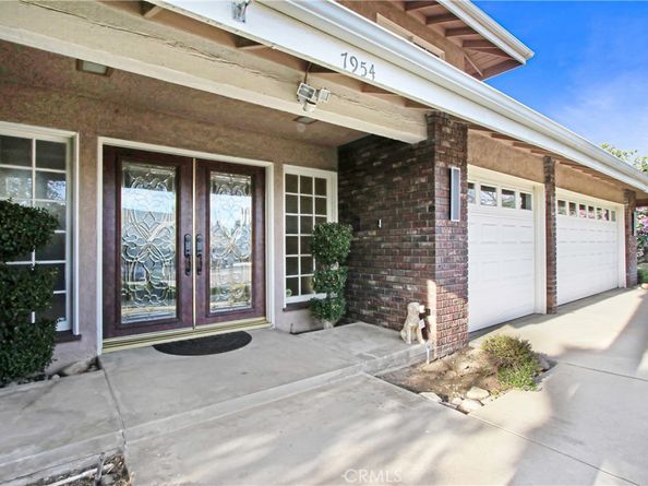 7954 Thoroughbred, Rancho Cucamonga CA 91701