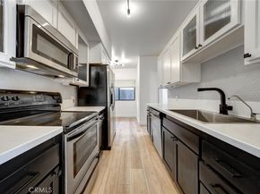 1133 N Clark Street 101, West Hollywood CA 90069