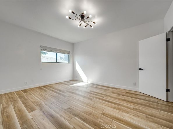 1133 N Clark Street 101, West Hollywood CA 90069