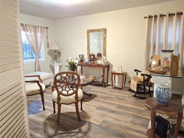 1346 W Century Boulevard, Los Angeles CA 90044