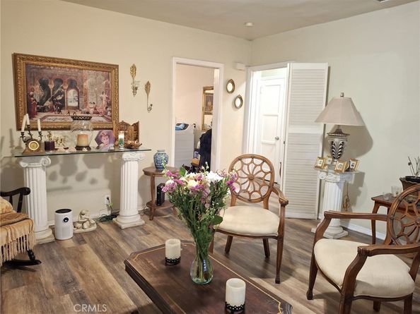 1346 W Century Boulevard, Los Angeles CA 90044