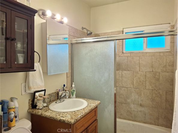 1346 W Century Boulevard, Los Angeles CA 90044