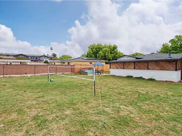 1516 W Stoneridge Court, Ontario CA 91762