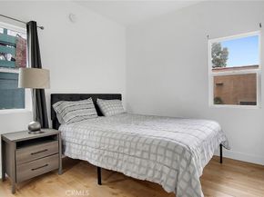 1431 Silver Lake Boulevard, Silver Lake CA 90026