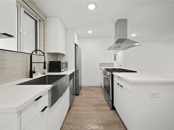 171 S Hoover, Los Angeles CA 90004