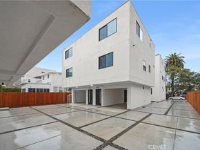 171 S Hoover, Los Angeles CA 90004