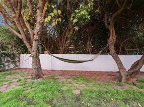 7042 Morse Avenue, North Hollywood CA 91605