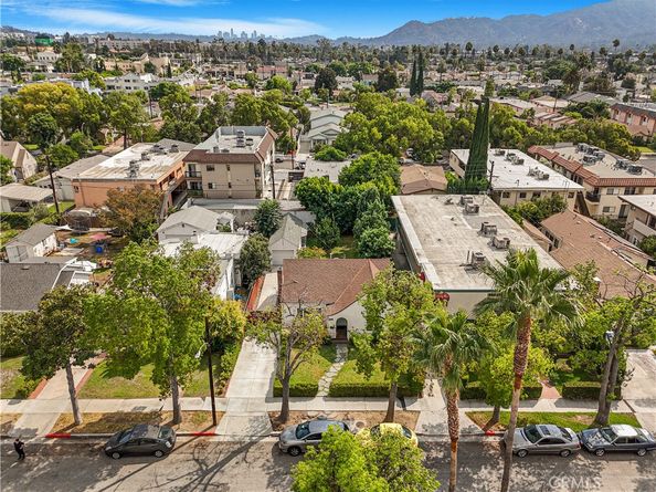 568 South Street, Glendale CA 91202