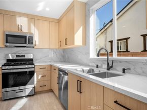 16057 Knapp, North Hills CA 91343